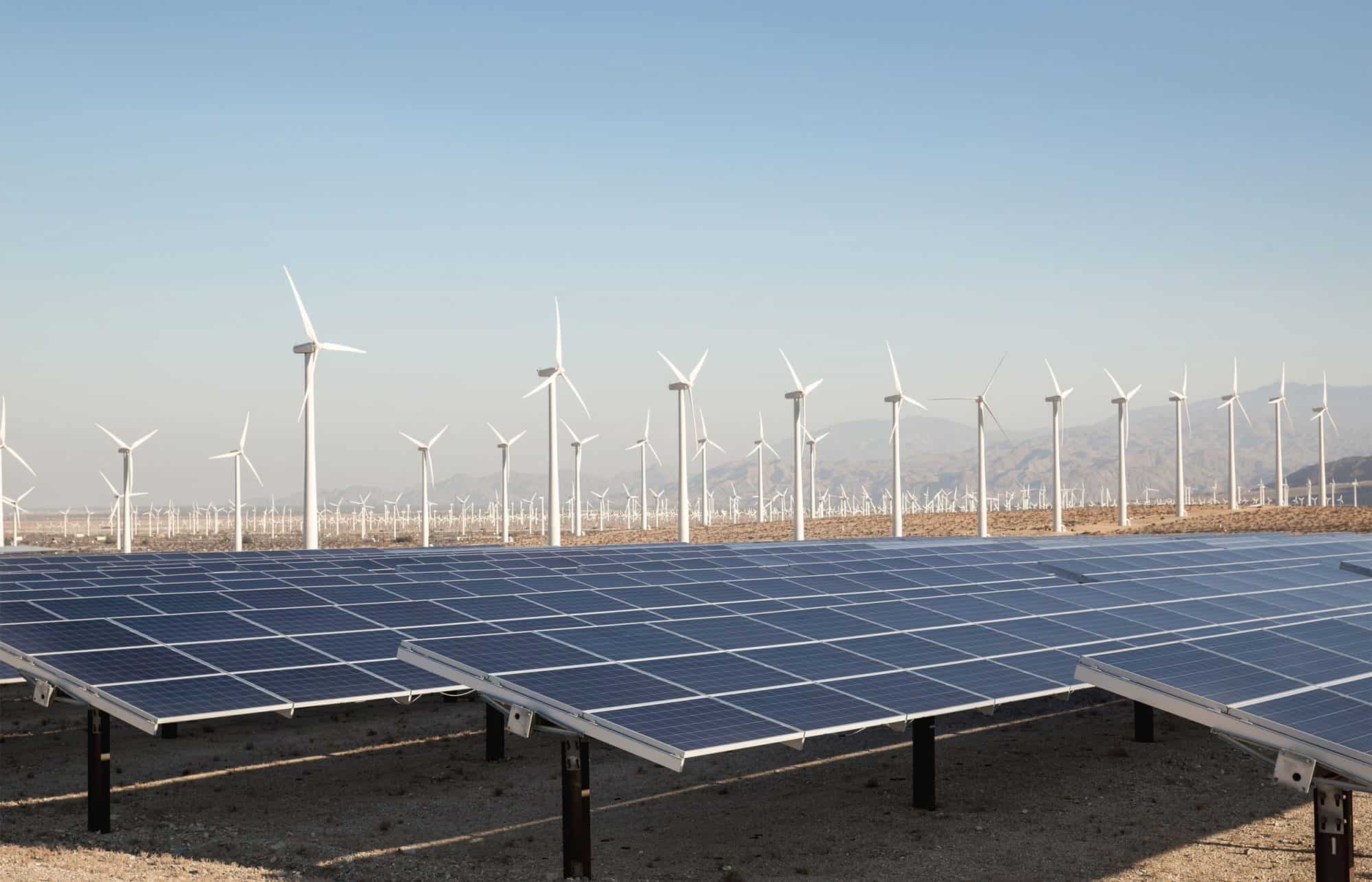 Variable and intermittend renewable energy – balanced by the thermal energy technology